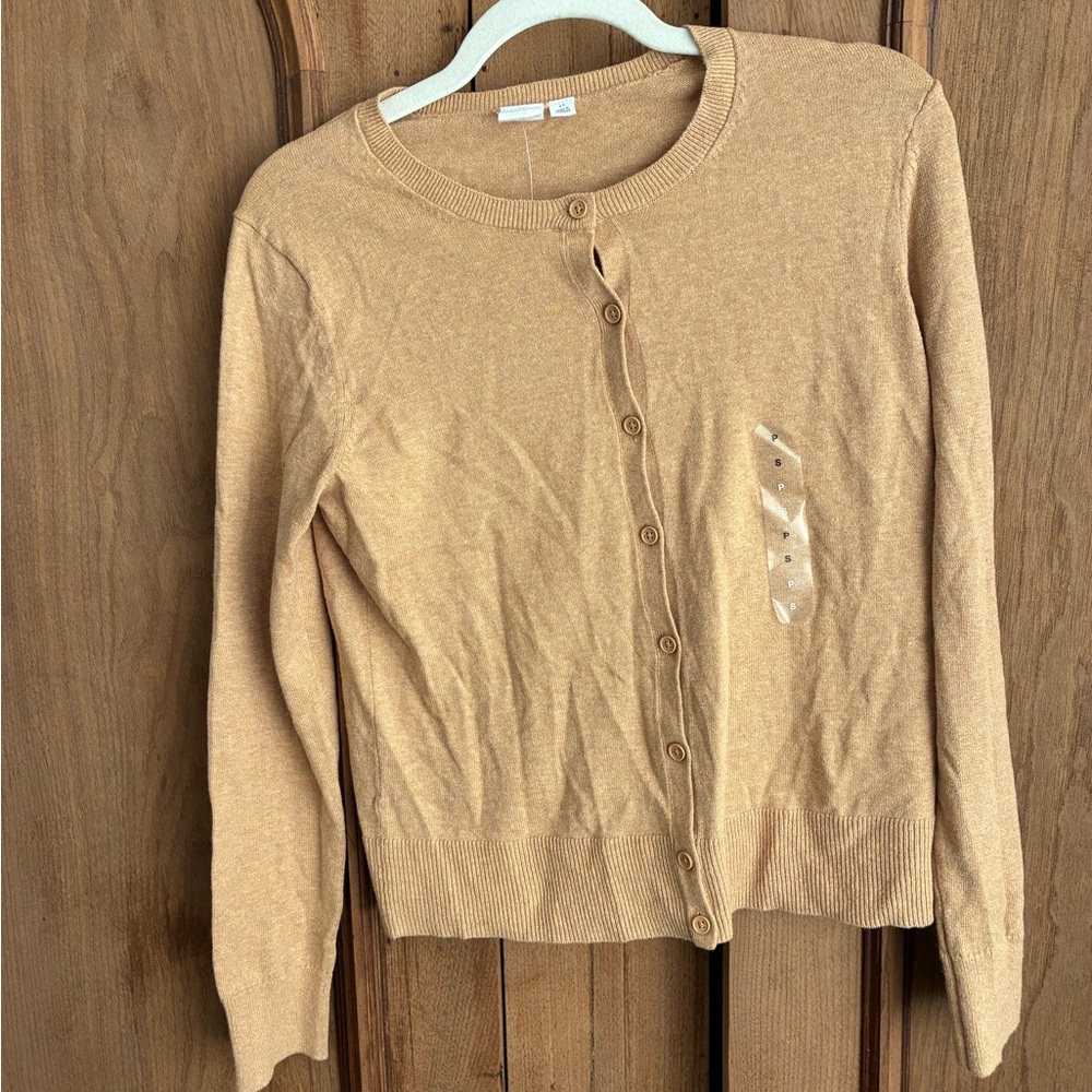 Gap crewneck cardigan